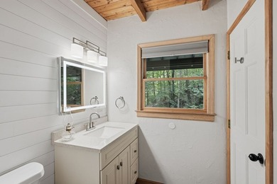 Welcome to your mountain retreat in the highly sought-after - photo 34