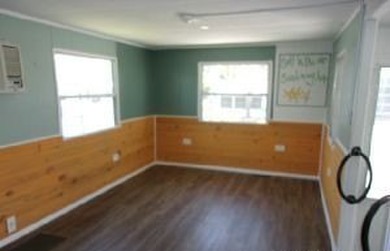 This 1967 Bela Singlewide, 1 Bedroom 1 Bath is ready for your - photo 6