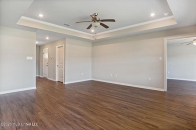 Nearly new home in Ocean Beach Estates, perfect for either a - photo 4