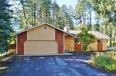 White Lake Home For Sale in Colville Washington