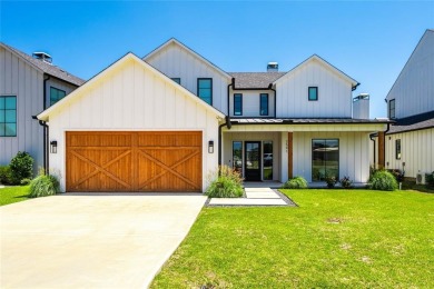 Lake Home For Sale in Tool, Texas