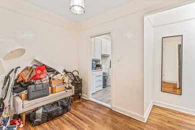 *Welcome to this spacious 2nd-floor Studio apartment , a true - photo 14