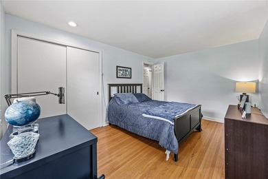 Welcome to this 4 bedroom, 1.5 bathroom home nestled at the end - photo 20