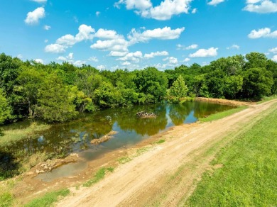 Ultimate Ozark Riverfront Retreat - 200+- Acres with Barn, Arena