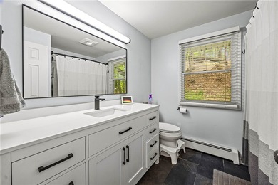 Welcome to this 4 bedroom, 1.5 bathroom home nestled at the end - photo 24