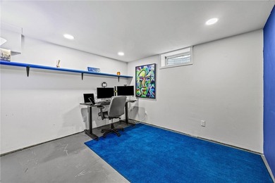 Welcome to this 4 bedroom, 1.5 bathroom home nestled at the end - photo 25