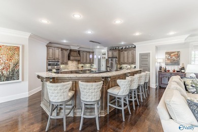 Luxury meets lifestyle in this updated Lake Forest retreat - photo 28
