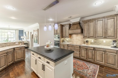Luxury meets lifestyle in this updated Lake Forest retreat - photo 30