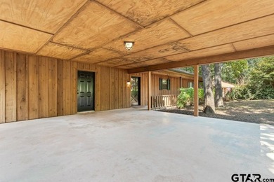 ** Home to be sold as is ** This home has so much potential and - photo 33