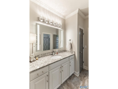 Luxury meets lifestyle in this updated Lake Forest retreat - photo 37