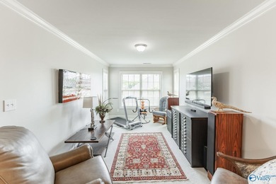 Luxury meets lifestyle in this updated Lake Forest retreat - photo 38
