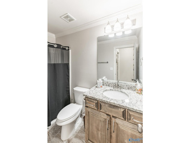Luxury meets lifestyle in this updated Lake Forest retreat - photo 39