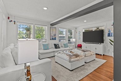 This isn't a lake house, this is a lake HOME! Leave the city and - photo 40