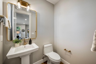 Newly constructed residence offers a thoughtfully designed - photo 6