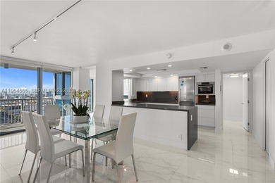 Luxury combined Miami Beach penthouse (PH06/08) offering 2,244 - photo 13