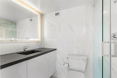 Luxury combined Miami Beach penthouse (PH06/08) offering 2,244 - photo 20