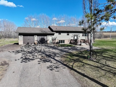 PRE-INSPECTED home- Enjoy the best of country living just 7 - photo 1