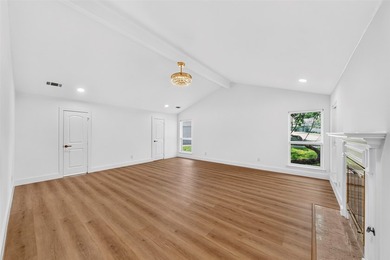 Truly one-of-a-kind, this spectacular dream home takes luxury - photo 22