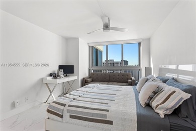 Luxury combined Miami Beach penthouse (PH06/08) offering 2,244 - photo 24