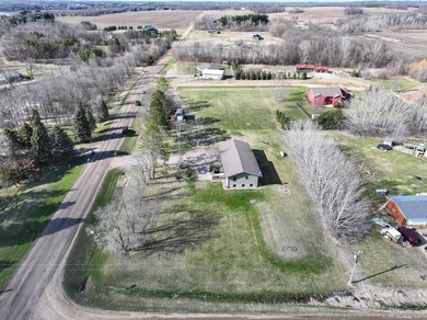 PRE-INSPECTED home- Enjoy the best of country living just 7 - photo 6