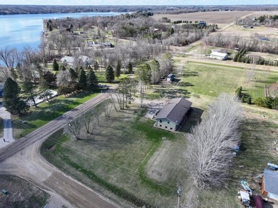 PRE-INSPECTED home- Enjoy the best of country living just 7 - photo 7