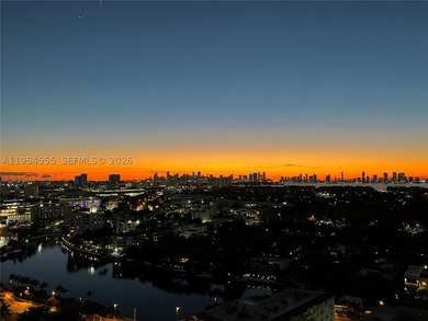 Luxury combined Miami Beach penthouse (PH06/08) offering 2,244 - photo 39