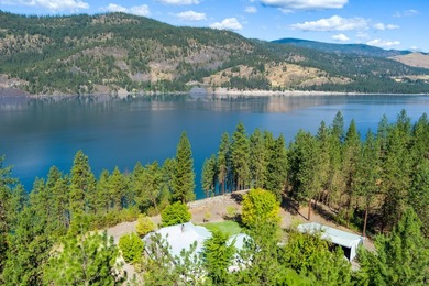Lake Roosevelt Home For Sale in Kettle Falls Washington