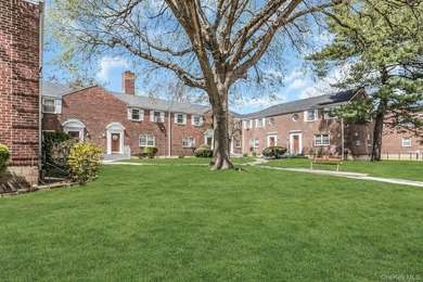 Lovely Fully Renovated 1 Bedroom, 1 Bathroom Corner Unit - photo 15
