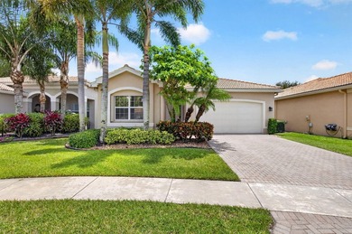 Welcome to this beautifully maintained 3-bedroom, 2.5-bath - photo 1