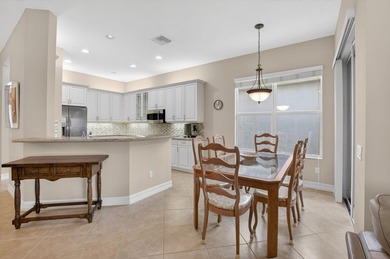 Welcome to this beautifully maintained 3-bedroom, 2.5-bath - photo 4