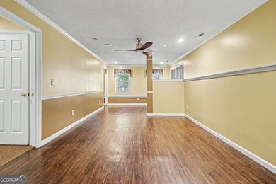 Welcome home to this exquisitely designed Classic Traditional - photo 39