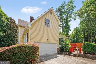 Welcome home to this exquisitely designed Classic Traditional - photo 46