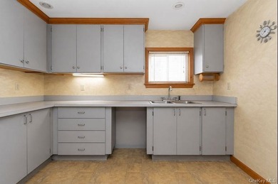 3-bedroom, 2-bath contemporary on 0.49 acres in Scottsburg, NY - photo 6