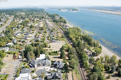 Prime Evergreen Hwy Location with Columbia River Views.Perfectly