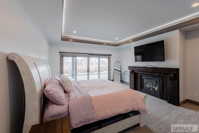 Luxury, privacy, and space come together in this extraordinary 4 - photo 11