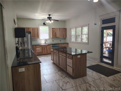 BARGAIN PRICED - MOTIVATED SELLERS! Historic Charm Meets Modern - photo 15
