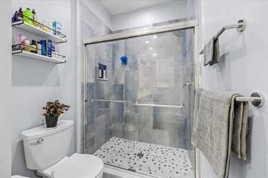 Welcome to River Marina, a charming 3-bedroom, 2.5-bathroom - photo 18