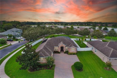 (private lake, pond, creek) Home For Sale in Oviedo Florida