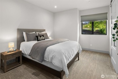 Mountain living meets timeless comfort in this beautifully - photo 28
