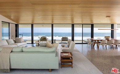 This completely reimagined, exceptional oceanfront estate offers - photo 2