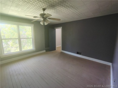 BARGAIN PRICED - MOTIVATED SELLERS! Historic Charm Meets Modern - photo 43