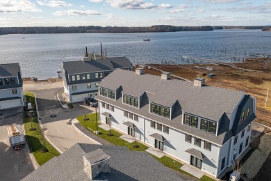 Piscataqua River Townhome/Townhouse For Sale in Dover New Hampshire