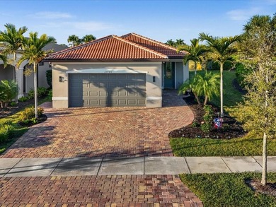 (private lake, pond, coastal) Home For Sale in Venice Florida