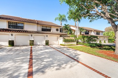Lake Townhome/Townhouse For Sale in Boca Raton, Florida
