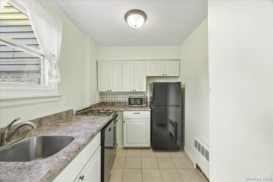 Welcome to the highly desired pet friendly Trousdell Village - photo 10