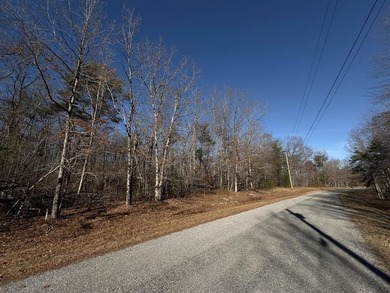 Welcome to peaceful Cumberland Lakes! This beautiful wooded lot - photo 1