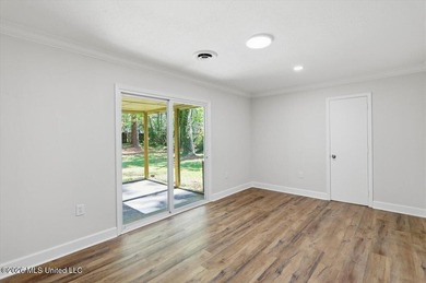 Shhh... Lakeview Heights is one of Clinton's best-kept secrets! - photo 15