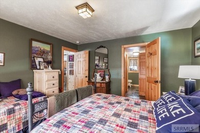 LAKEFRONT LOT & LAKEVIEW CABIN - SHORT TERM RENTALS ALLOWED - - photo 16