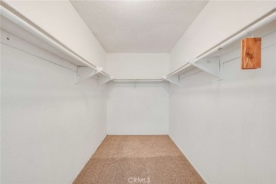 Welcome to this beautifully maintained townhome offering comfort - photo 17