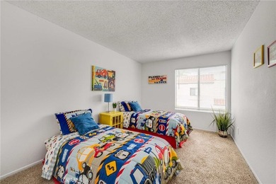 Welcome to this beautifully maintained townhome offering comfort - photo 20